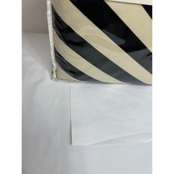 Vintage Utica Padded Pillow Sham Black & Ivory NIP! - Picture 5 of 8